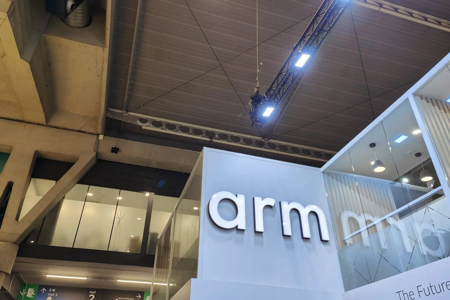 Arm s’empare d’un quart du marché des serveurs grâce aux racks d’IA de Nvidia