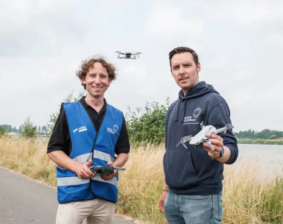 Des drones pour photographier les déchets le long de l’Escaut