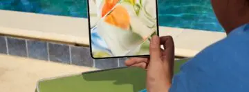 Pixel 9 Pro Fold Lifestyle 4