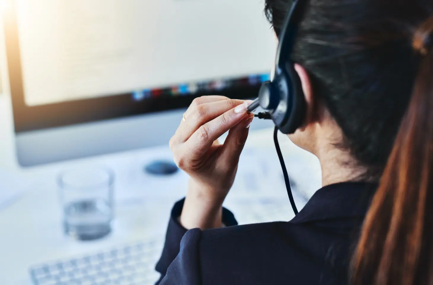 Assistance informatique à distance : comment votre équipe informatique peut-elle continuer à fonctionner de manière optimale dans un monde virtuel ?