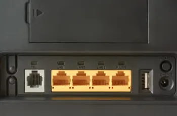 arrière du routeur port usb