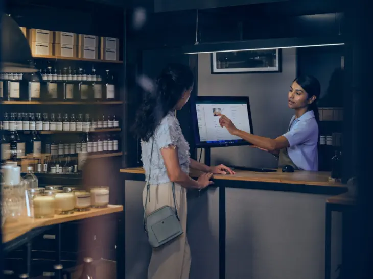 HP ProStudio 4 AiO G1i AI PC_Lifestyle