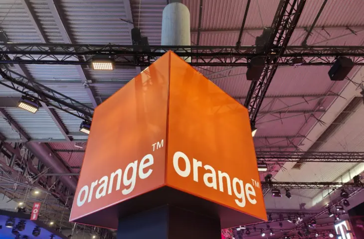 orange @ mwc