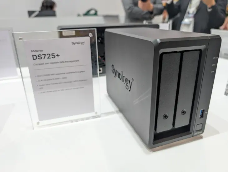 Synology DS725+