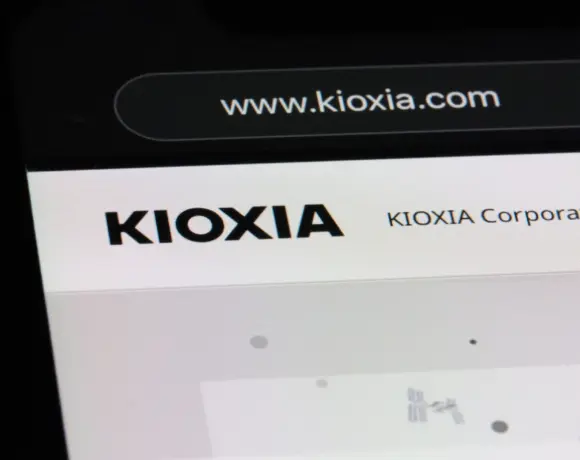 Kioxia présente une mémoire NAND ultra-rapide de 5 To avec des ambitions HBM