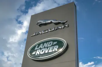 La production de Jaguar Land Rover gravement perturbée par une cyberattaque