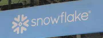 logo snowflake