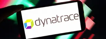 Dynatrace Intelligence détecte les problèmes informatiques et les résout