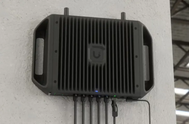 Ubiquiti lance la gamme UniFi Industrial avec une Cloud Gateway robuste