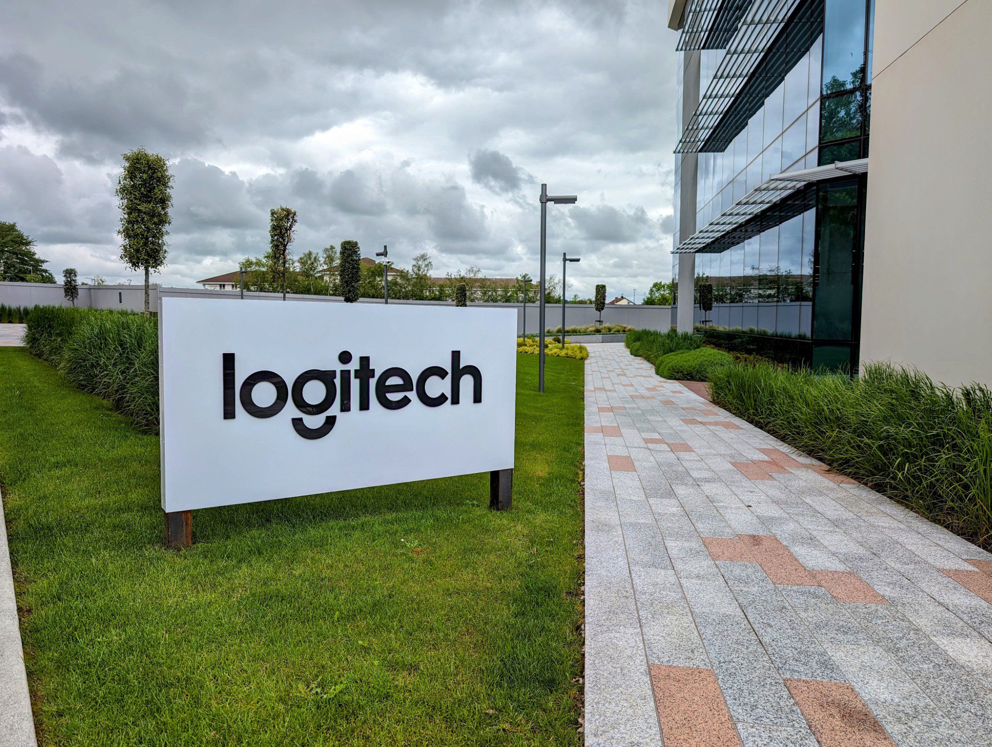 Logitech Limited Données de clients Logitech volées lors d'un piratage - ITdaily