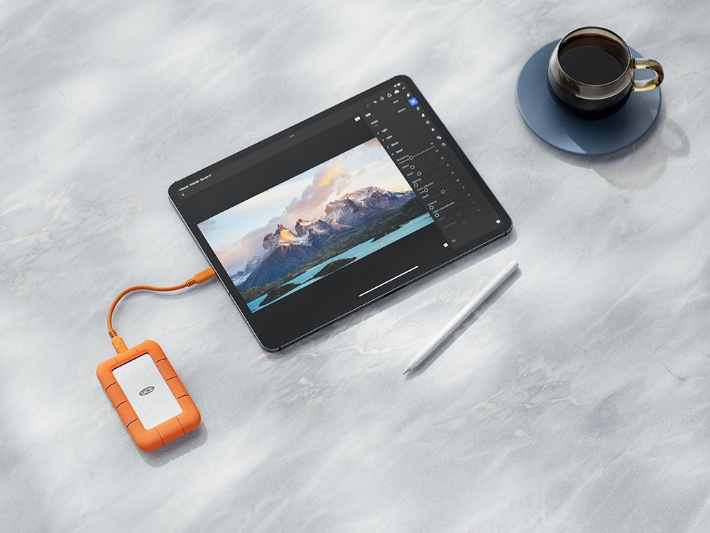 LaCie Rugged Mini SSD 4 2